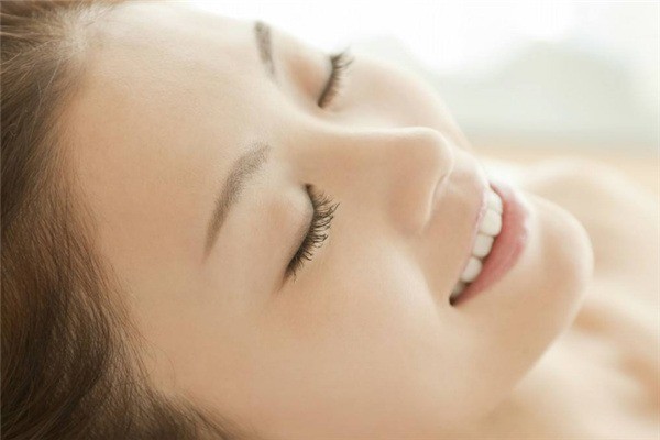 欧可雅专业祛斑祛痘